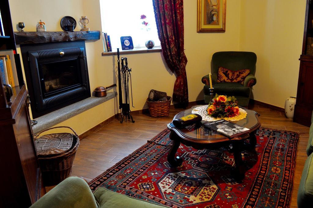 Le Macine Relais Bed and Breakfast Cairo Montenotte Buitenkant foto