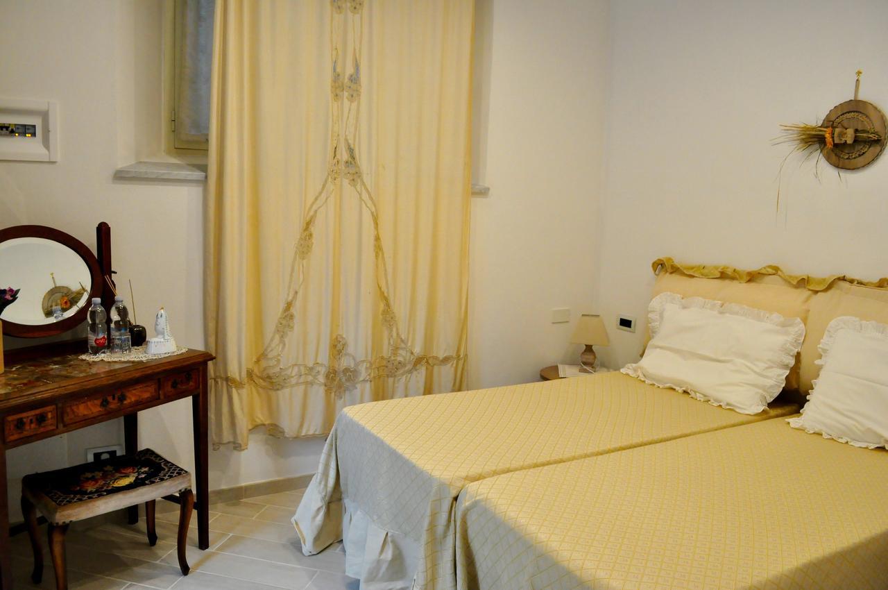 Le Macine Relais Bed and Breakfast Cairo Montenotte Buitenkant foto